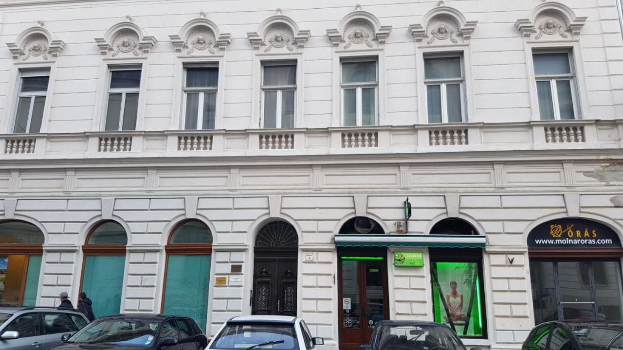 Boutique Ii. Διαμέρισμα Έγκερ Εξωτερικό φωτογραφία